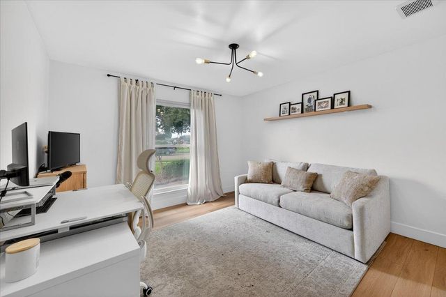 6610 N Garden Avenue, Fresno, CA 93710