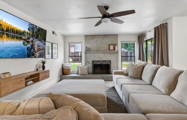 6610 N Garden Avenue, Fresno, CA 93710