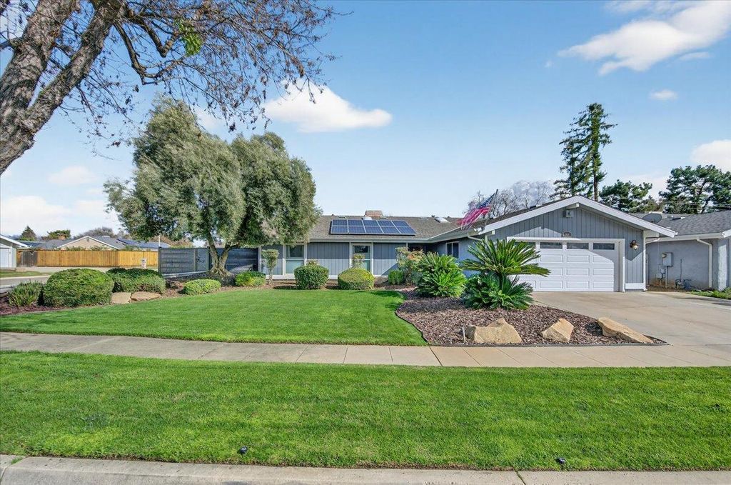 6610 N Garden Avenue, Fresno, CA 93710