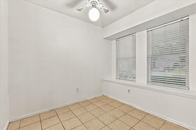 844 Woodrock Drive, Dallas, TX 75217