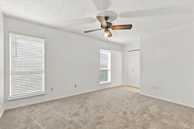 844 Woodrock Drive, Dallas, TX 75217