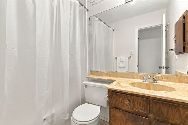 844 Woodrock Drive, Dallas, TX 75217