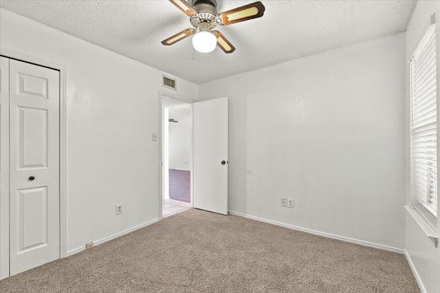 844 Woodrock Drive, Dallas, TX 75217