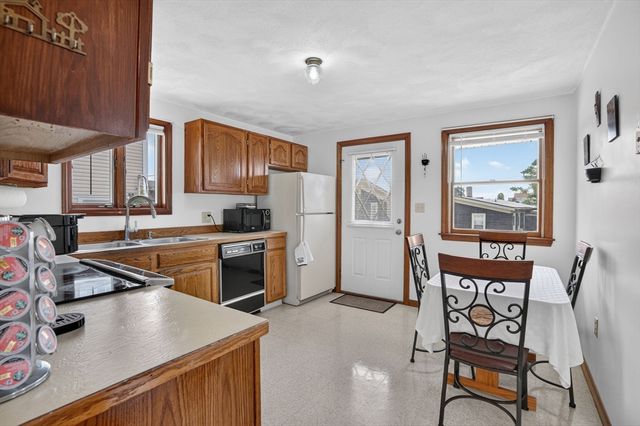 30 Brownville Ave, Lynn, MA 01902
