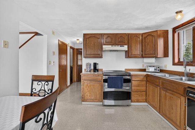 30 Brownville Ave, Lynn, MA 01902