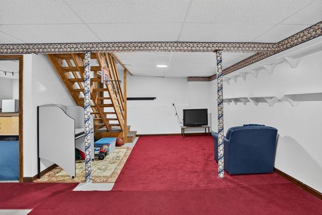 30 Brownville Ave, Lynn, MA 01902