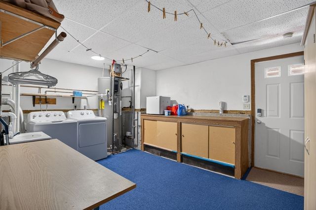 30 Brownville Ave, Lynn, MA 01902