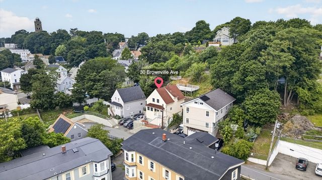 30 Brownville Ave, Lynn, MA 01902