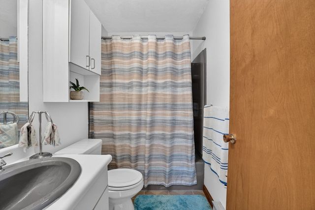 30 Brownville Ave, Lynn, MA 01902