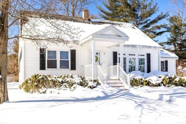 5 South Oliver St, Tewksbury, MA 01876