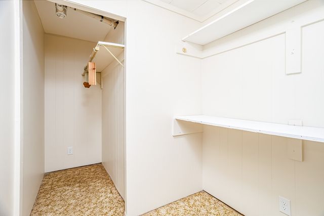 5 South Oliver St, Tewksbury, MA 01876