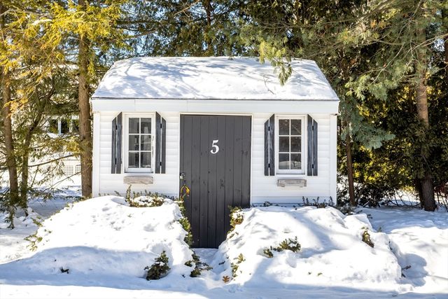 5 South Oliver St, Tewksbury, MA 01876