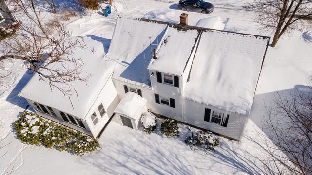 5 South Oliver St, Tewksbury, MA 01876