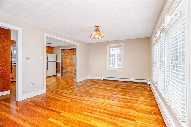 5 South Oliver St, Tewksbury, MA 01876