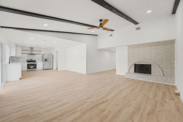 2254 Stillmeadow Drive, Missouri City, TX 77489