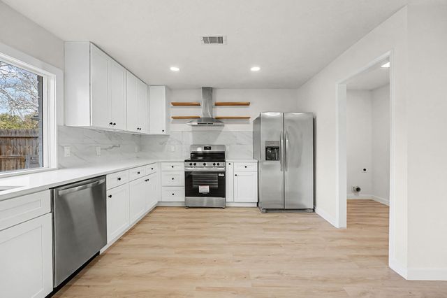 2254 Stillmeadow Drive, Missouri City, TX 77489