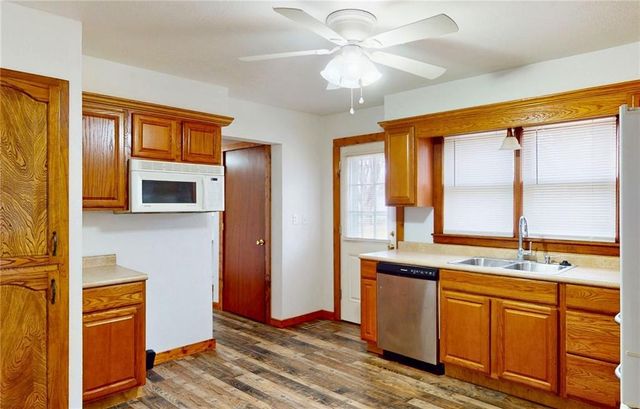 1120 N Adams Street, Nevada, MO 64772