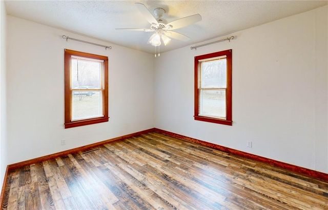 1120 N Adams Street, Nevada, MO 64772