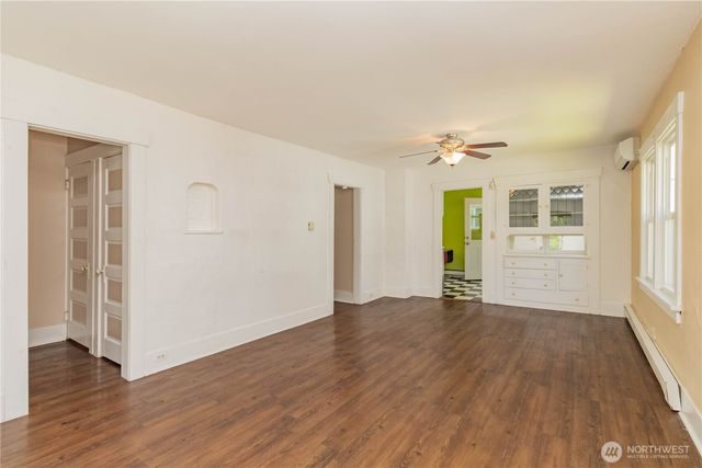 4050 S G Street, Tacoma, WA 98418