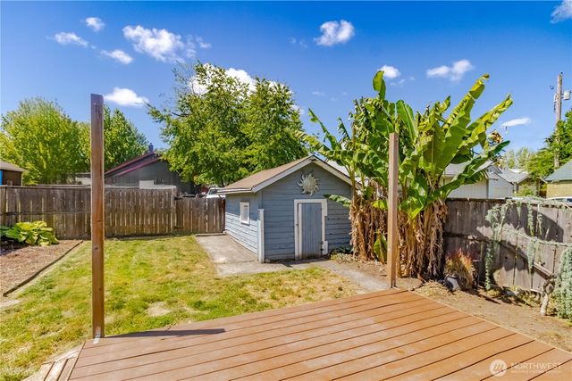 4050 S G Street, Tacoma, WA 98418