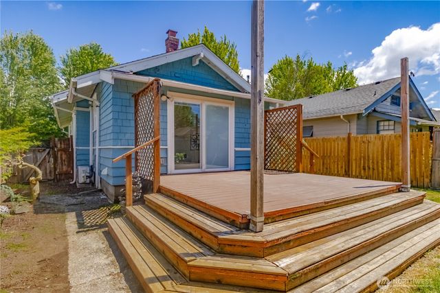 4050 S G Street, Tacoma, WA 98418