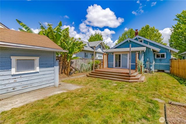 4050 S G Street, Tacoma, WA 98418