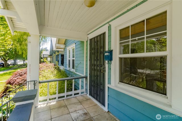4050 S G Street, Tacoma, WA 98418