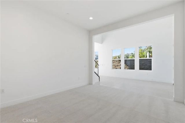 101 Red Oak, Lake Forest, CA 92630