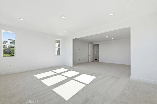 101 Red Oak, Lake Forest, CA 92630