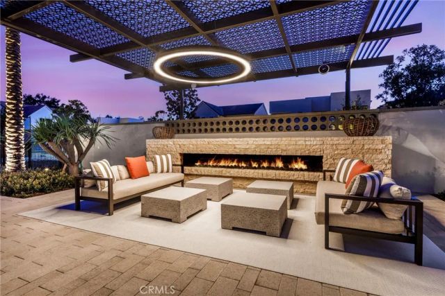 101 Red Oak, Lake Forest, CA 92630