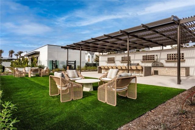 101 Red Oak, Lake Forest, CA 92630