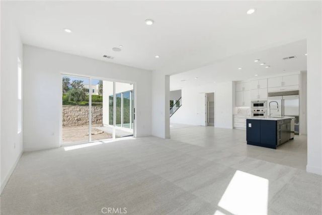 101 Red Oak, Lake Forest, CA 92630