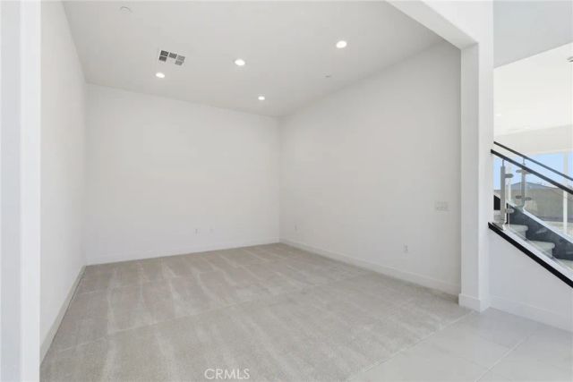 101 Red Oak, Lake Forest, CA 92630