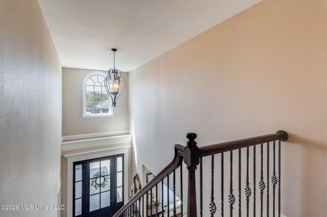 10544 Roundhill Drive, Gulfport, MS 39503