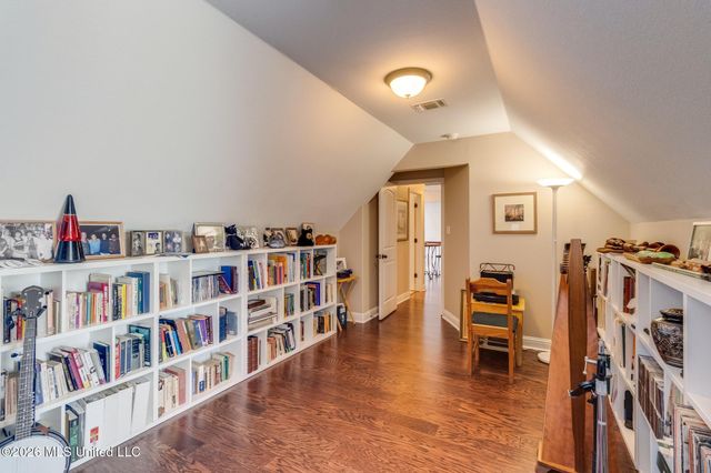 10544 Roundhill Drive, Gulfport, MS 39503