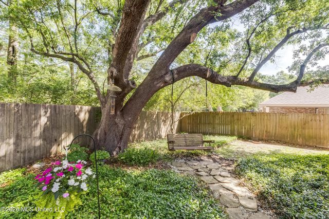 10544 Roundhill Drive, Gulfport, MS 39503