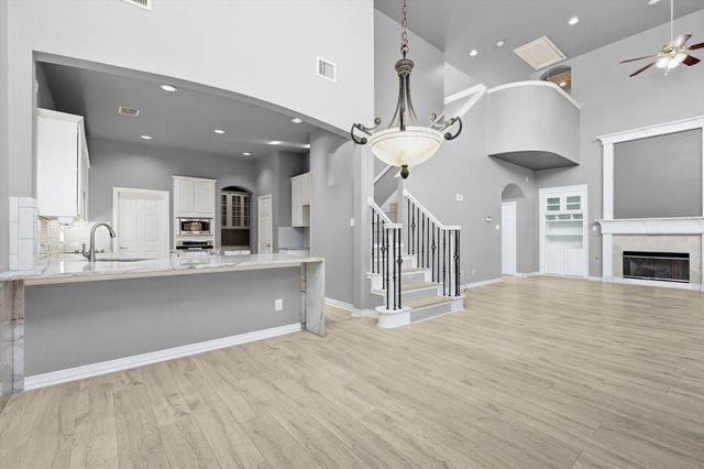 4212 Sandra Lynn Drive, Flower Mound, TX 75022