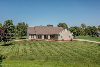 5255 Cheyney Lane, Brunswick Hills, OH 44212
