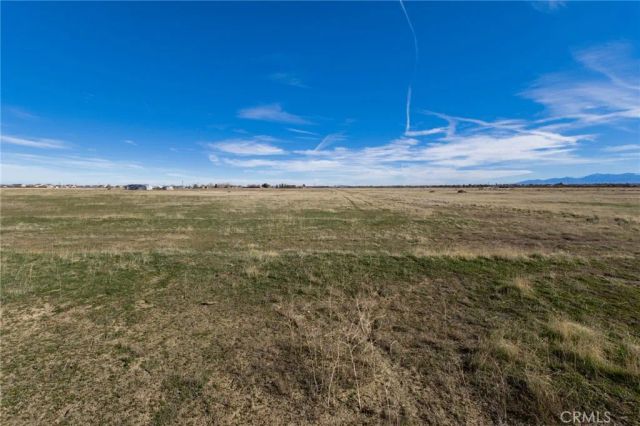 44744 47th St W, Lancaster, CA 93535