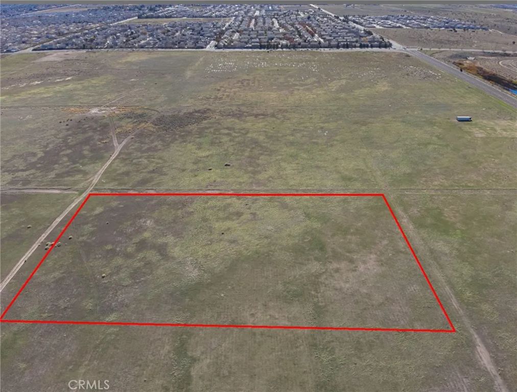 44744 47th St W, Lancaster, CA 93535