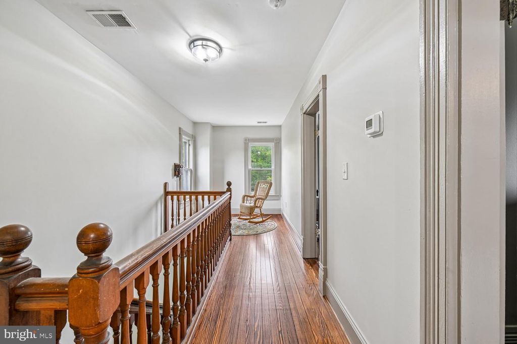 Image 15 of property listing at 17401 MILLTOWN LANDING RD, Brandywine, MD 20613