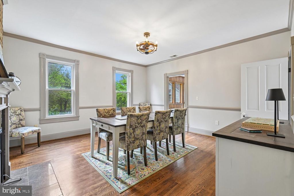 Image 19 of property listing at 17401 MILLTOWN LANDING RD, Brandywine, MD 20613