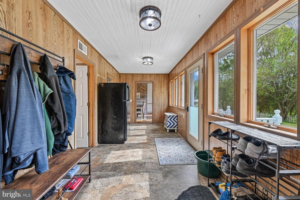 Image 26 of property listing at 17401 MILLTOWN LANDING RD, Brandywine, MD 20613