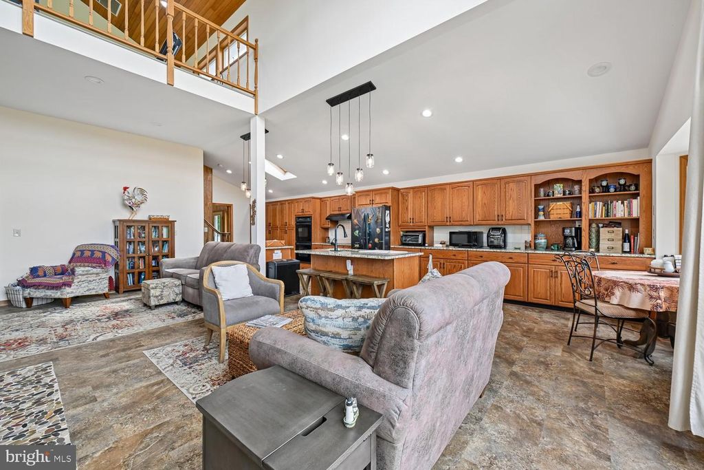 Image 33 of property listing at 17401 MILLTOWN LANDING RD, Brandywine, MD 20613