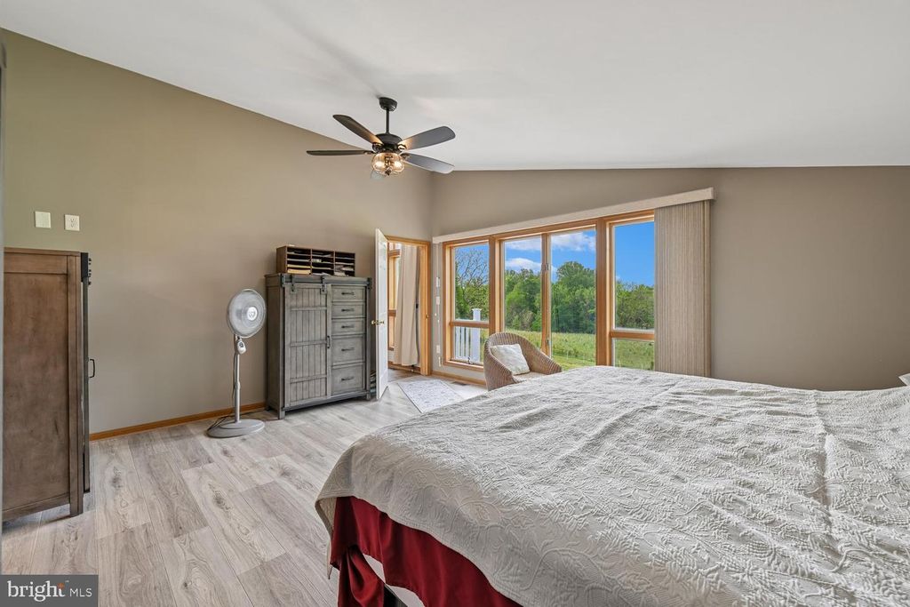 Image 39 of property listing at 17401 MILLTOWN LANDING RD, Brandywine, MD 20613