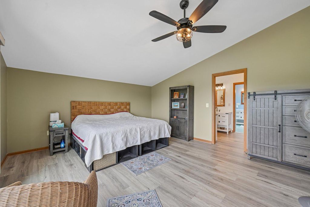 Image 41 of property listing at 17401 MILLTOWN LANDING RD, Brandywine, MD 20613