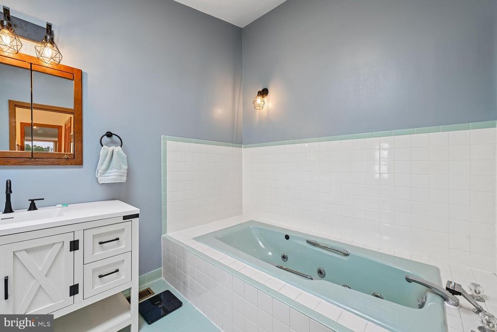Image 45 of property listing at 17401 MILLTOWN LANDING RD, Brandywine, MD 20613