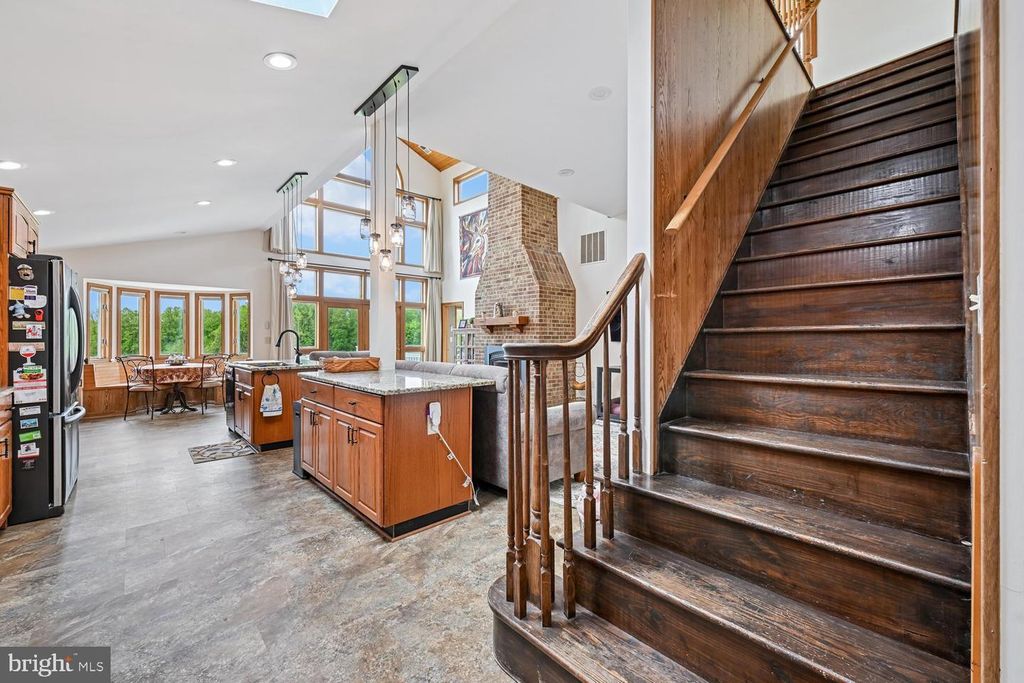 Image 49 of property listing at 17401 MILLTOWN LANDING RD, Brandywine, MD 20613