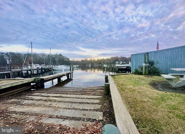 519 KENMORE RD, Severna Park, MD 21146