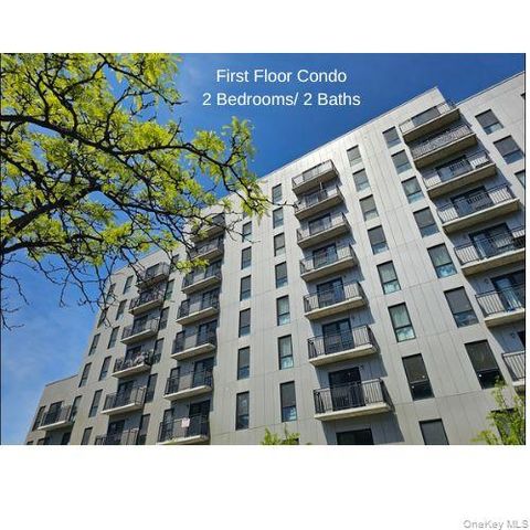 70-25 Queens Boulevard 1F, Woodside, NY 11377